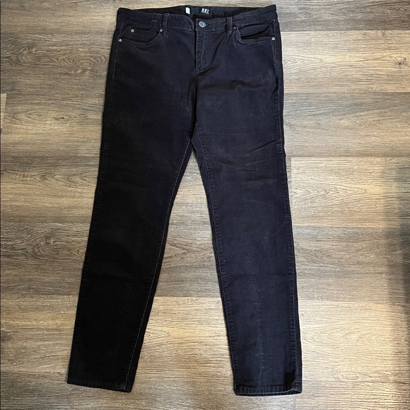 Kut from the Kloth Black Corduroy Straight Leg Pants Size 14 - Picture 1 of 12